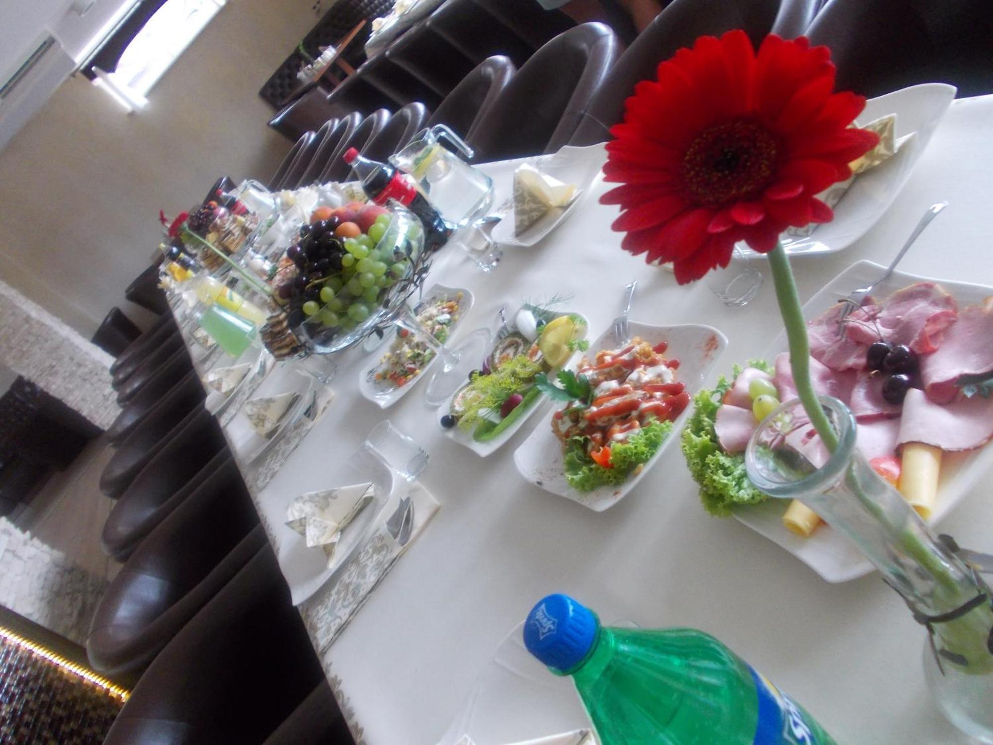 Hotel Grochowski อัวคอฟ ภายนอก รูปภาพ