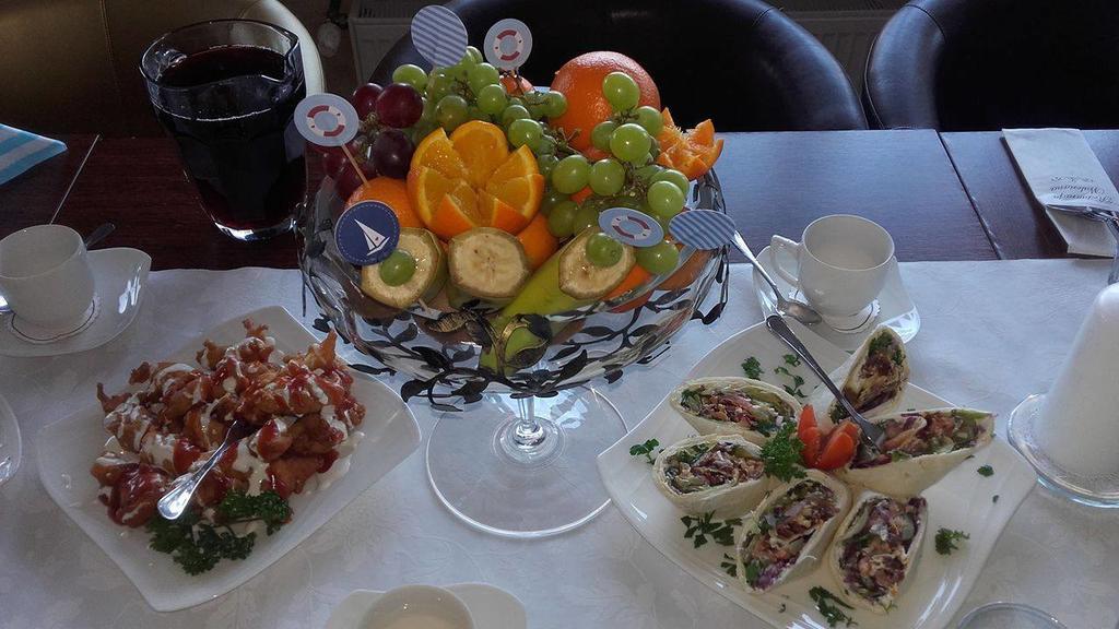 Hotel Grochowski อัวคอฟ ภายนอก รูปภาพ